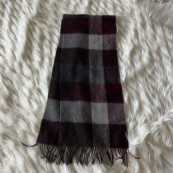 Joseph & Feiss Unisex Scarf 100% Wool Rectangle Plaid Merlot Gray Tassels - Picture 3 of 3